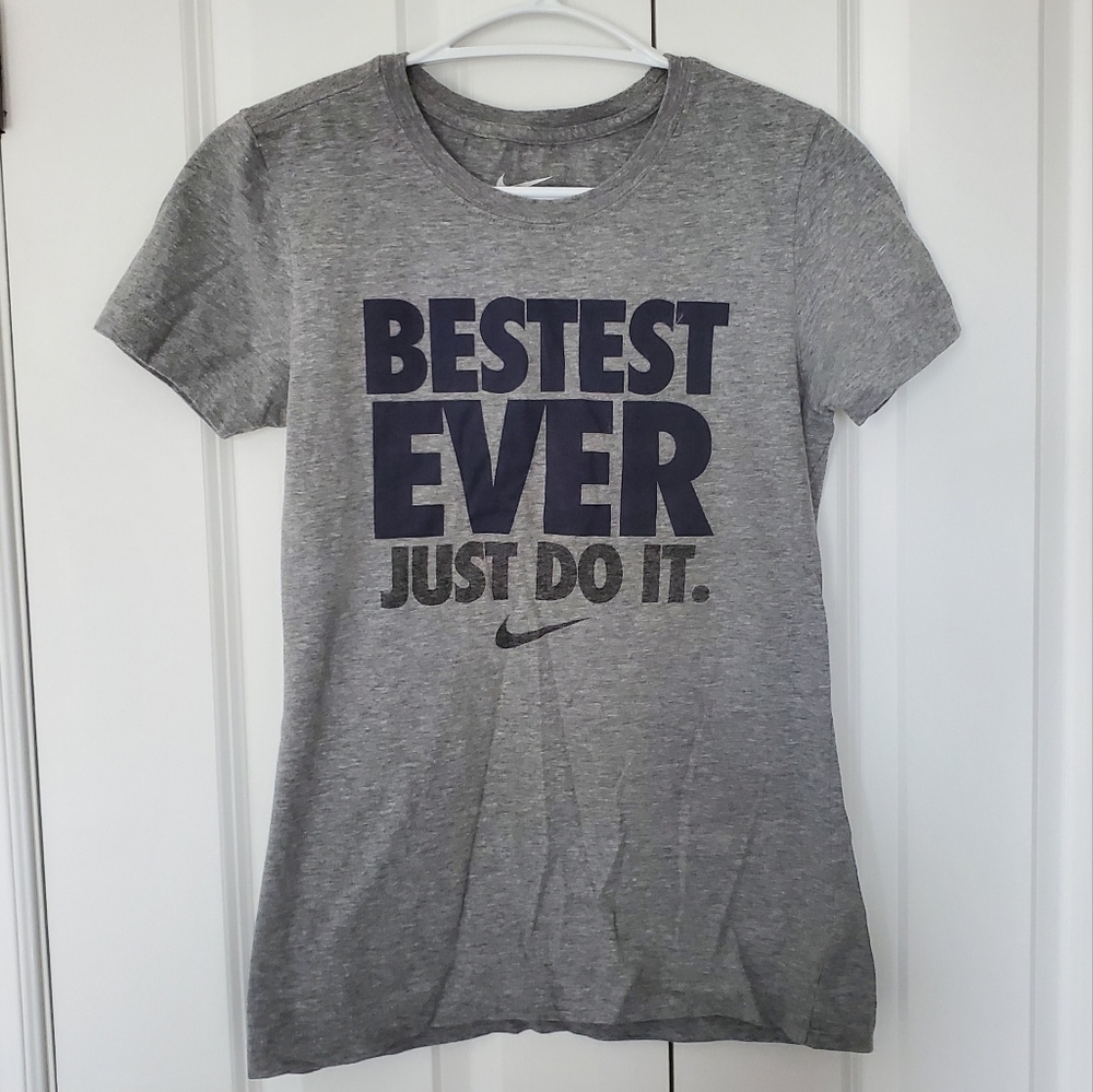 Nike Tshirt